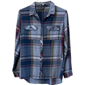 Eddie Bauer Women’s Button Down Shirt Hilow Hem Size Medium Blue Burgundy Plaid